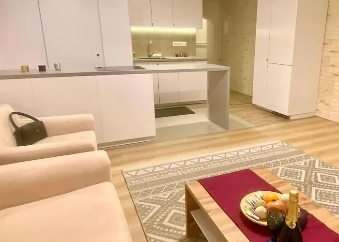 Bunker In The Old Town アパート *