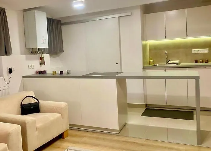 아파트 Bunker In The Old Town *