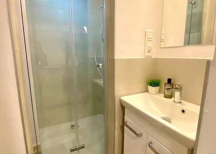 Bunker In The Old Town 브라티슬라바