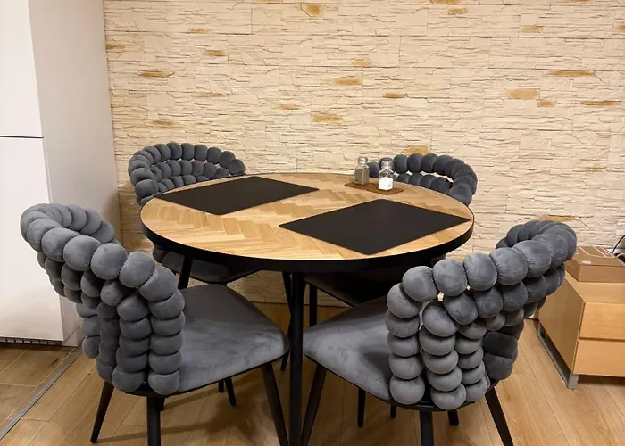 Bunker In The Old Town 아파트