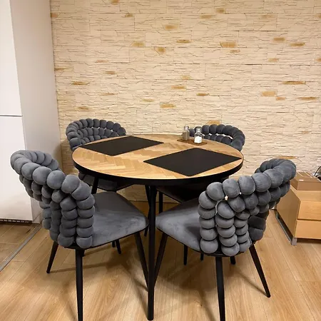 Bunker In The Old Town شقة